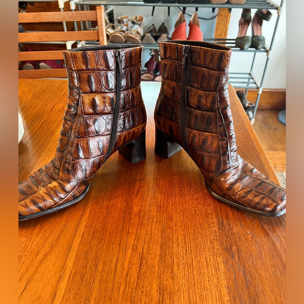 Via Spiga Booties Alligator 8.5